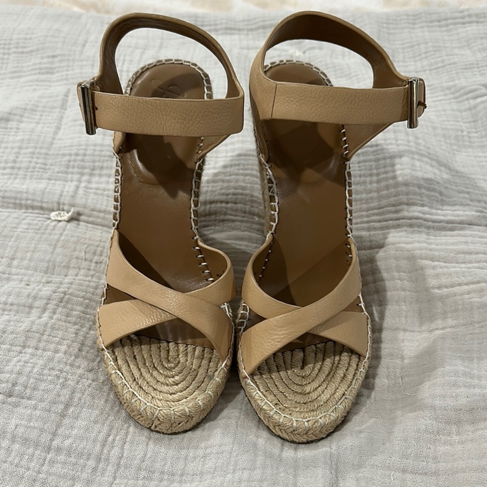 Elegant Tan Espadrille Sandals